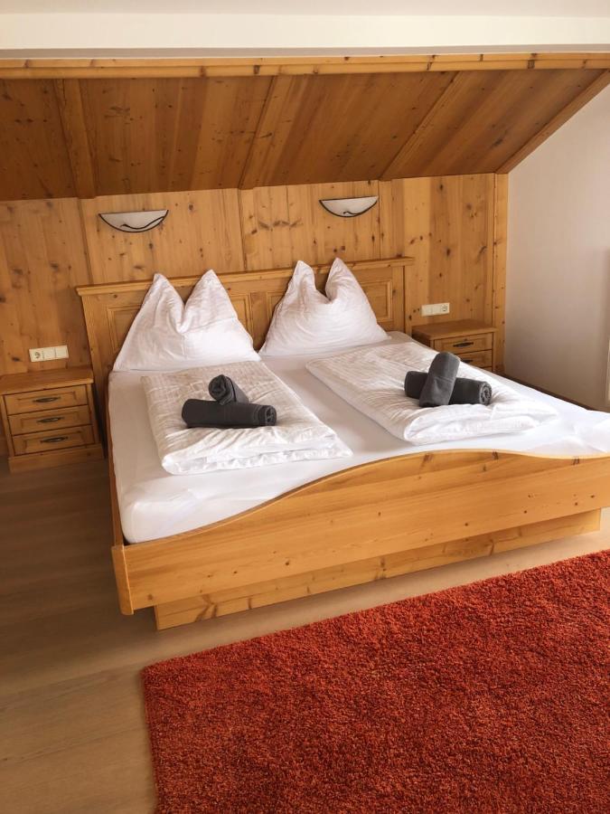 Klausner Hotel Митерзил Екстериор снимка