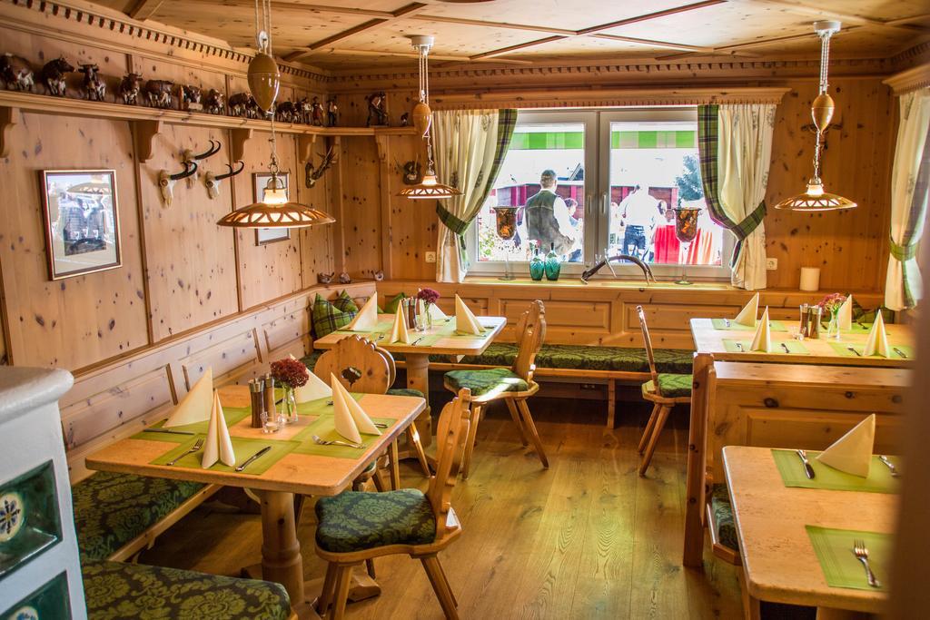 Klausner Hotel Митерзил Екстериор снимка